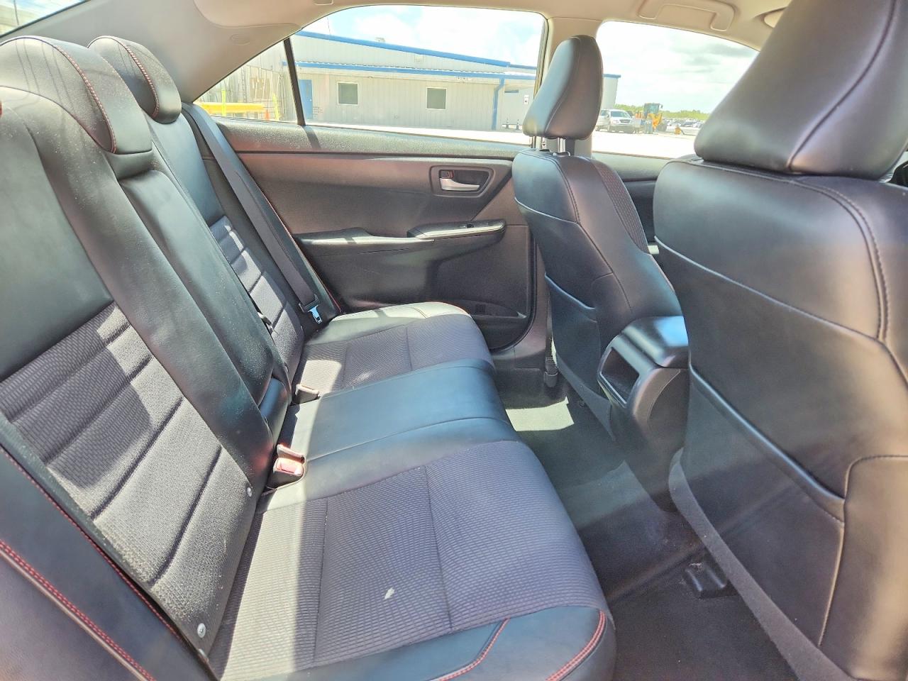 2017 TOYOTA CAMRY