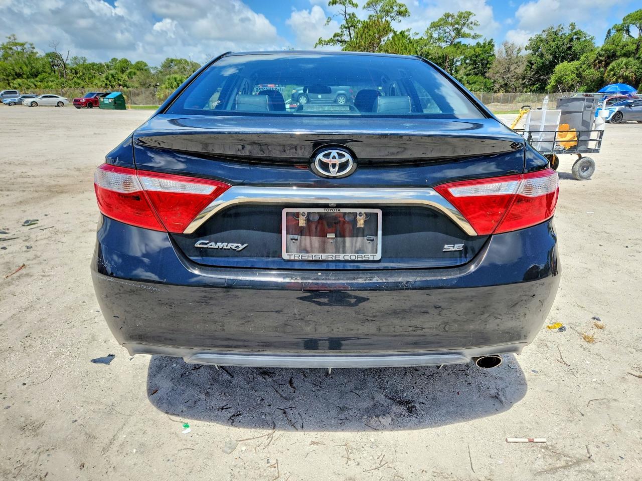 2017 TOYOTA CAMRY