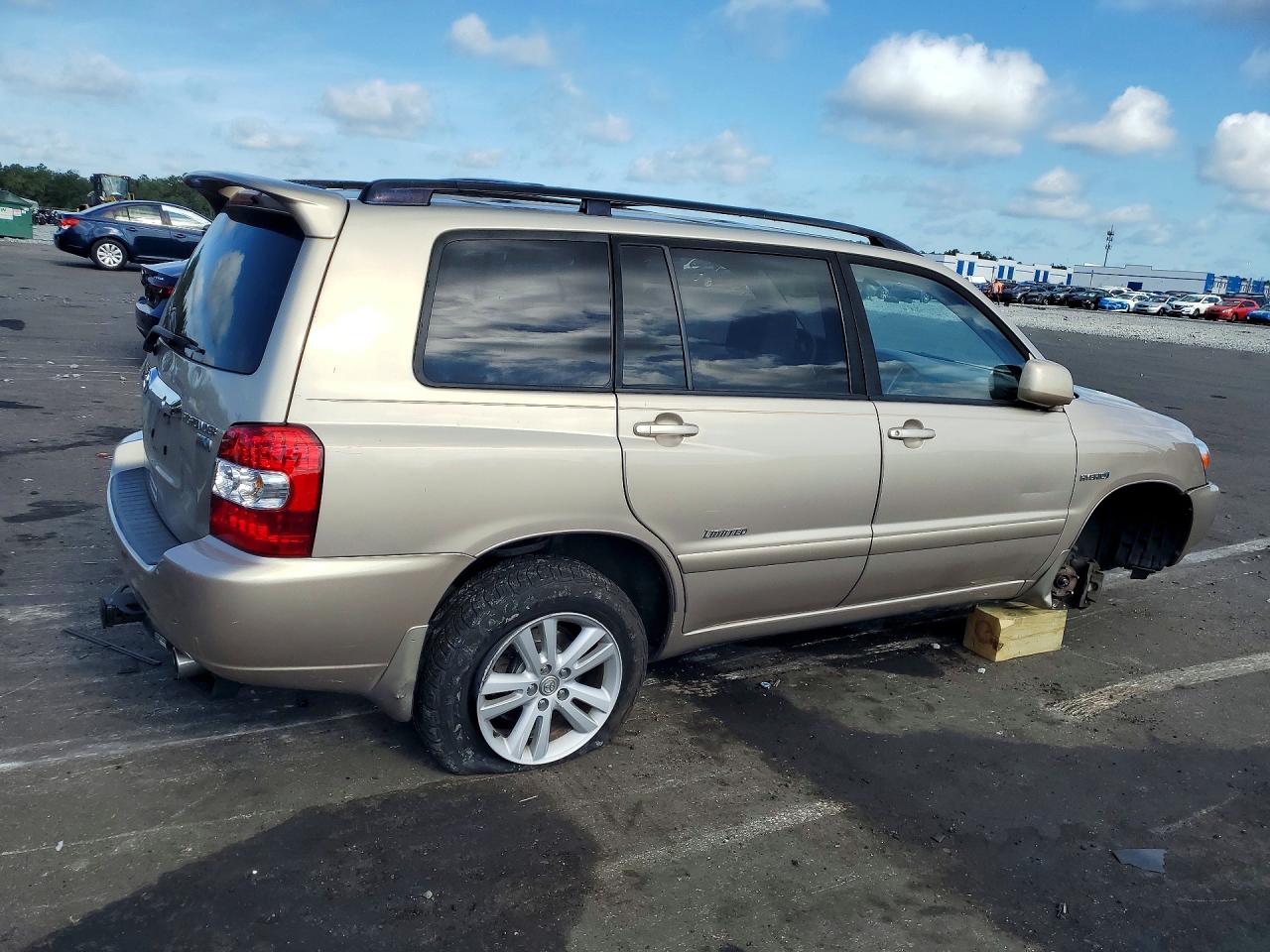 2007 TOYOTA HIGHLANDER