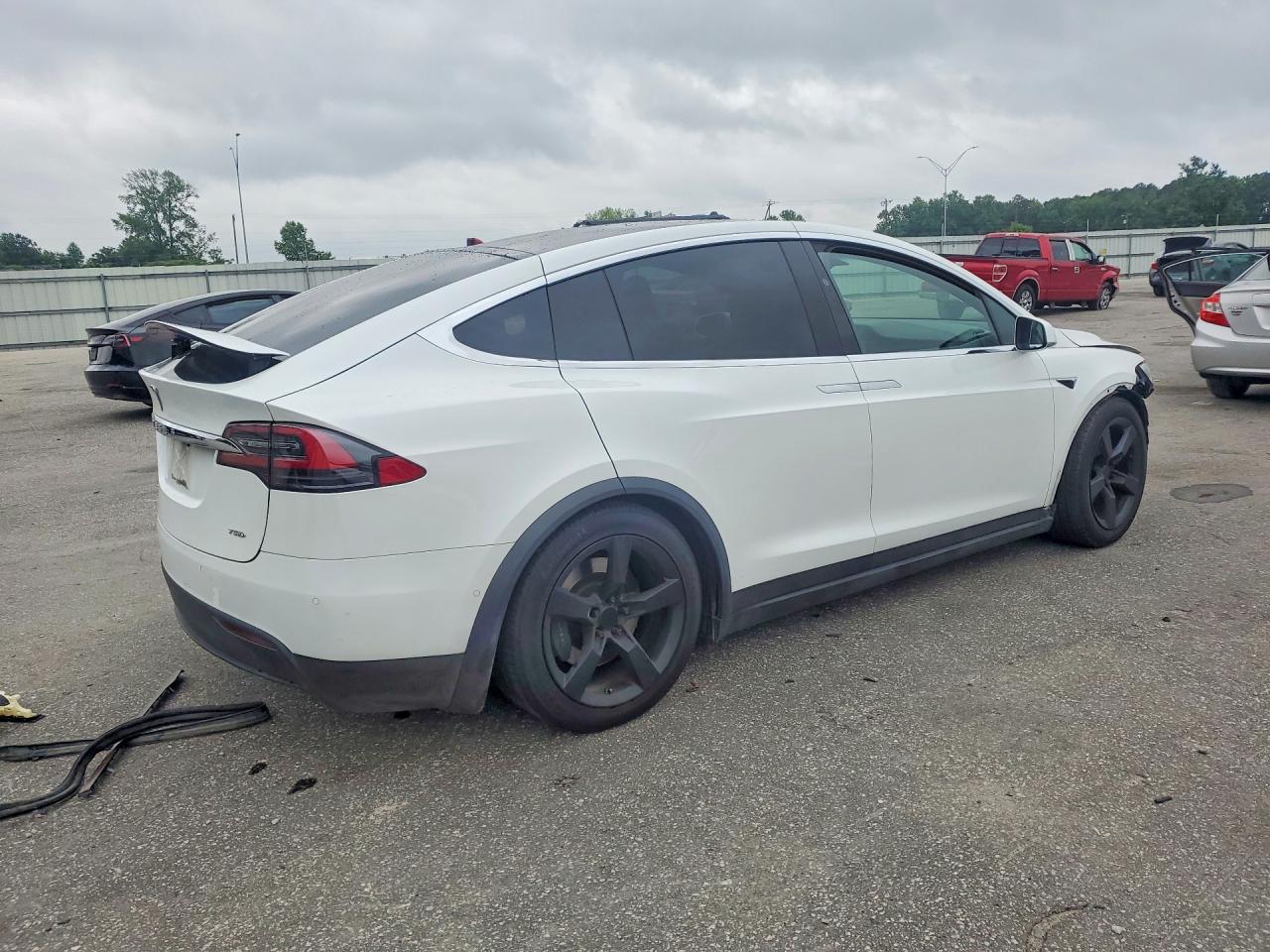 2018 TESLA MODEL X