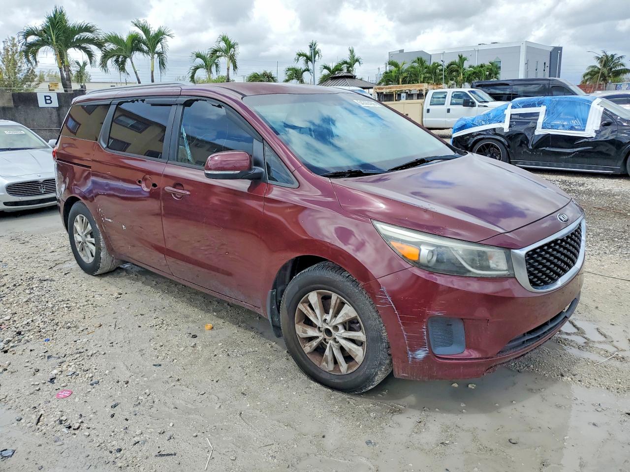 2015 KIA SEDONA