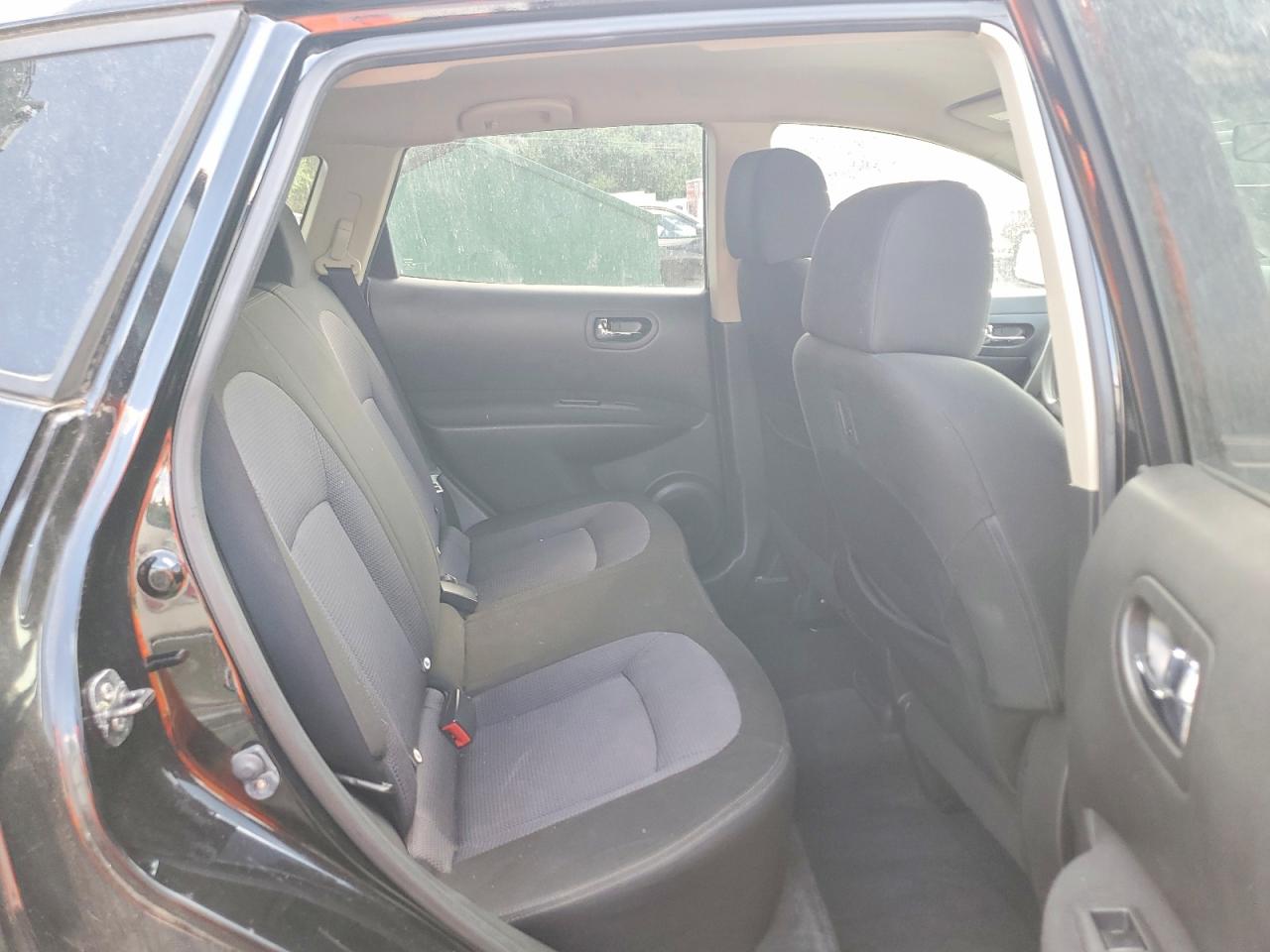2011 NISSAN ROGUE