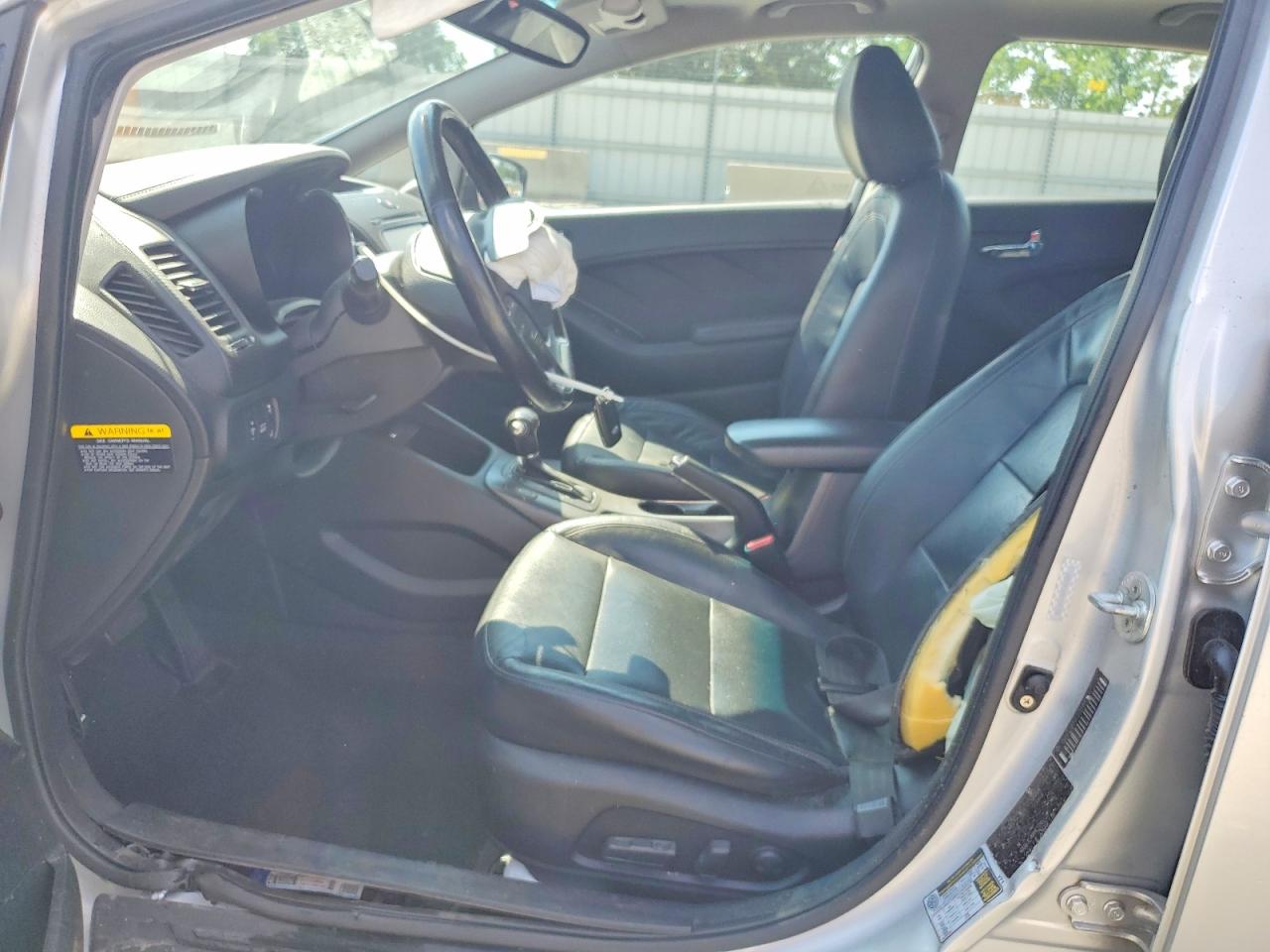 2014 KIA FORTE