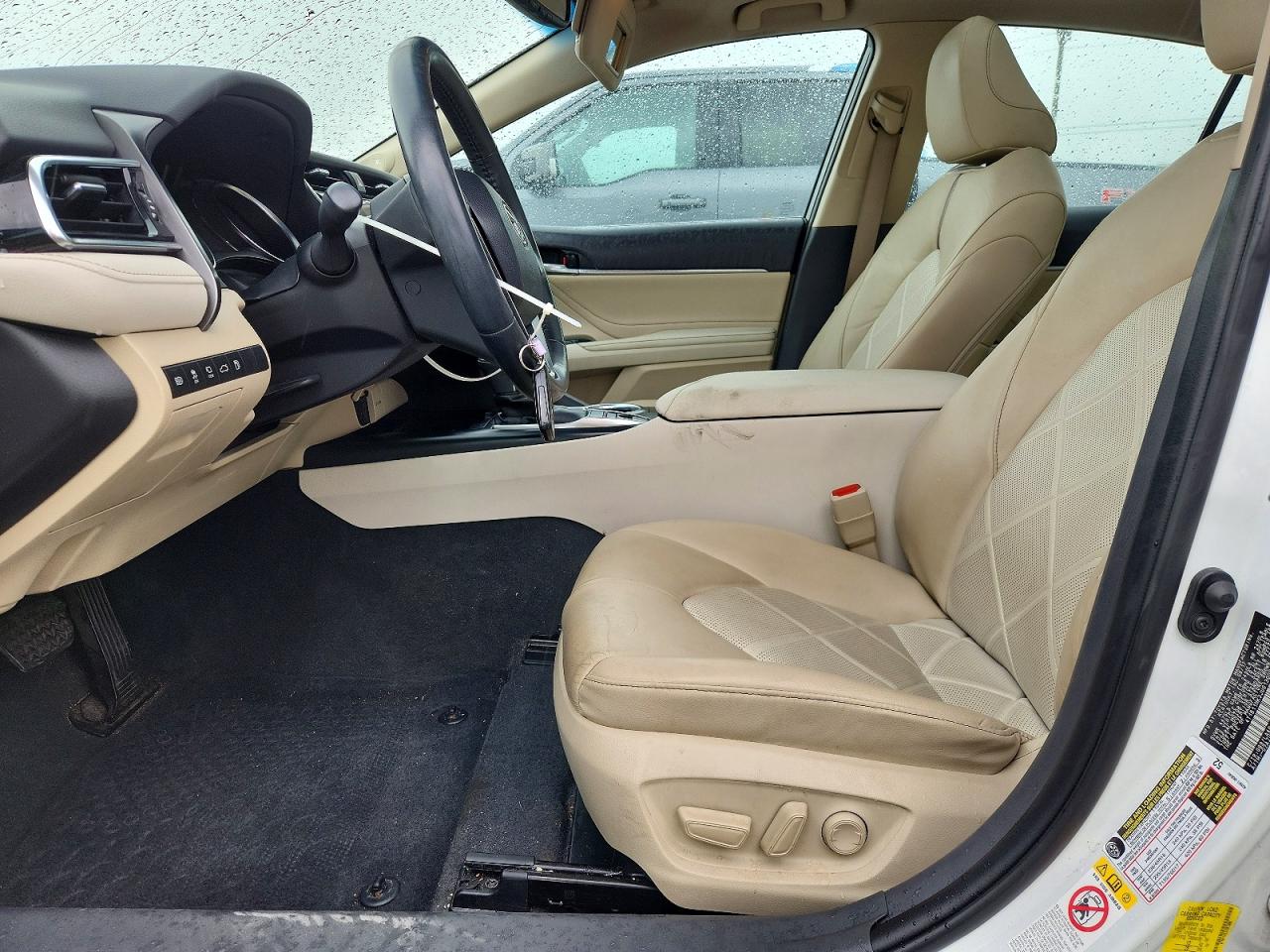 2018 TOYOTA CAMRY