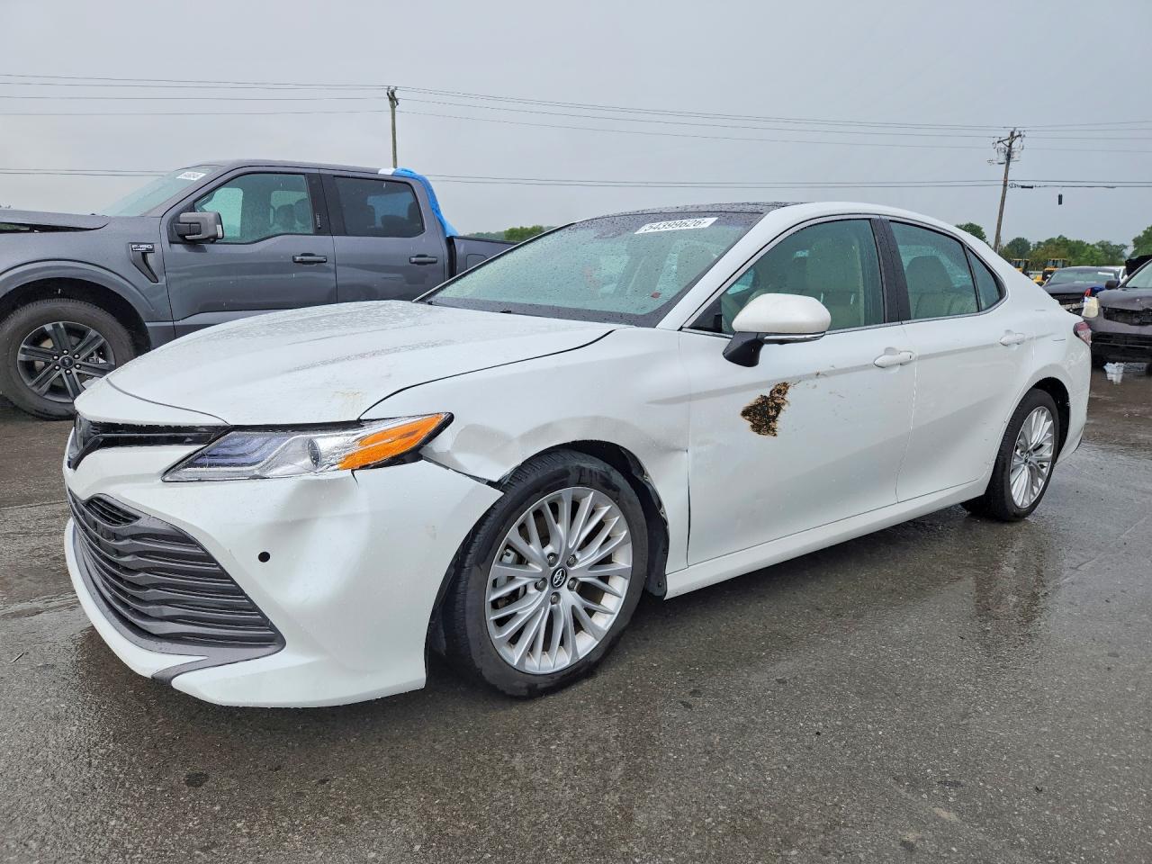 2018 TOYOTA CAMRY
