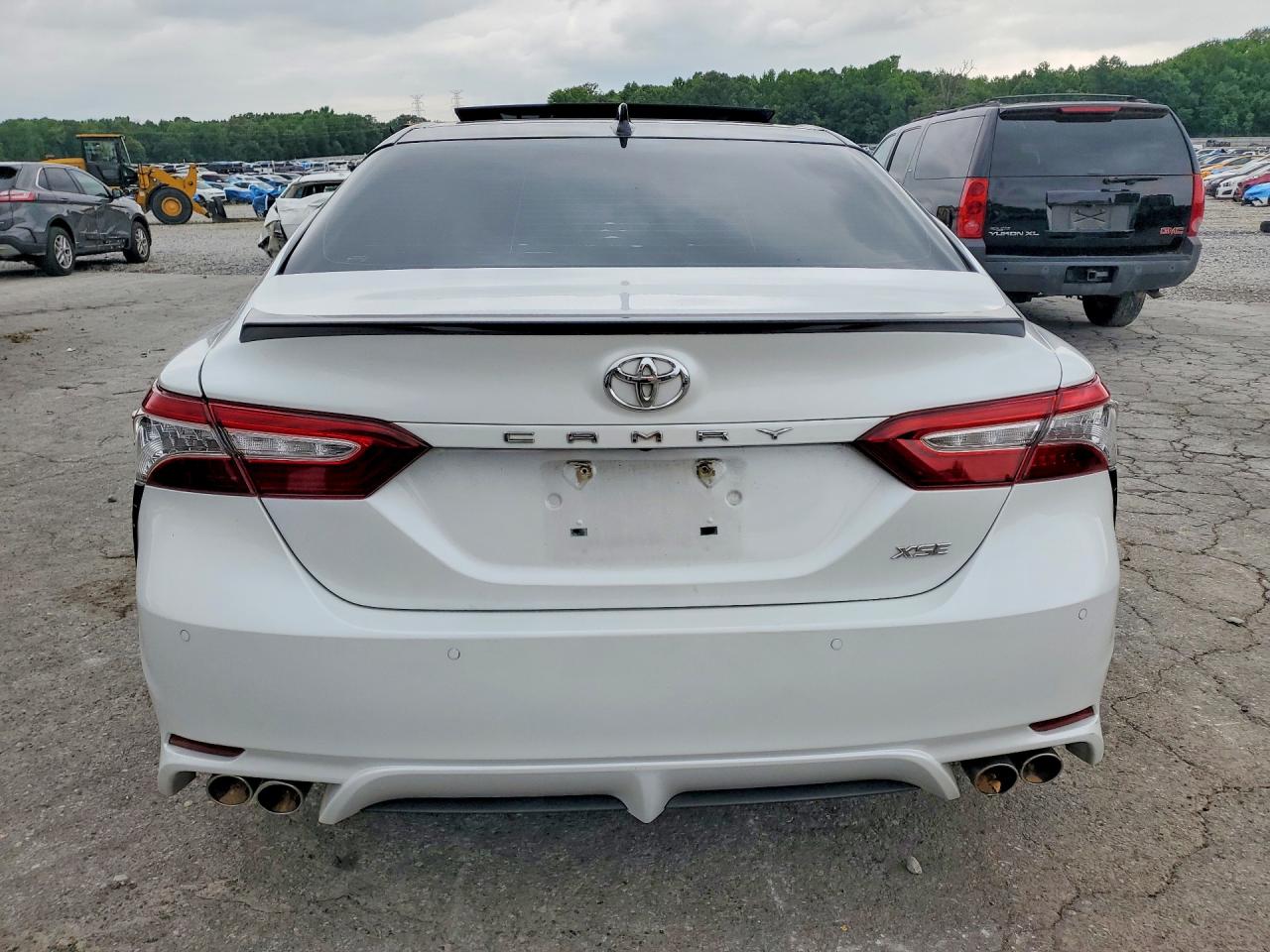 2019 TOYOTA CAMRY