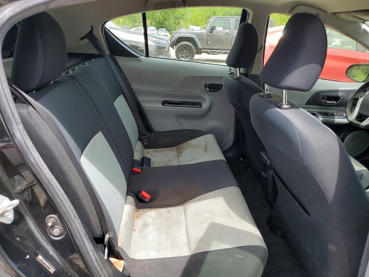 2012 TOYOTA PRIUS
