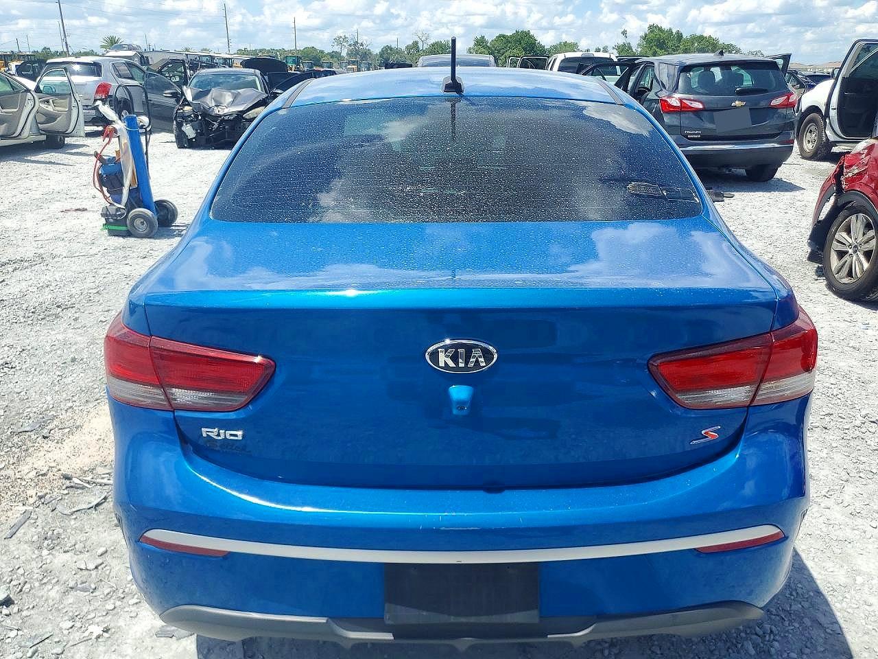 2021 KIA RIO