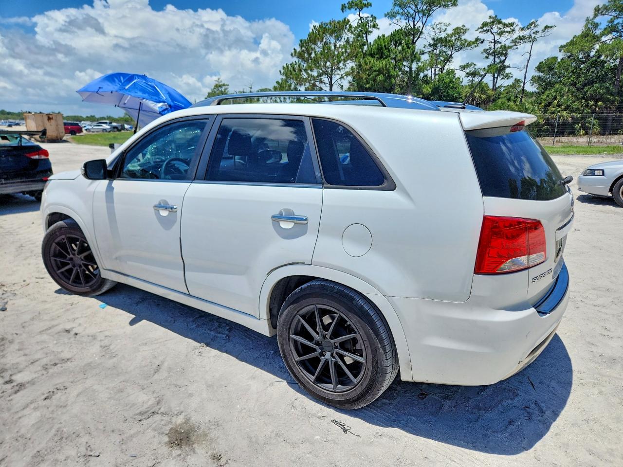 2011 KIA SORENTO