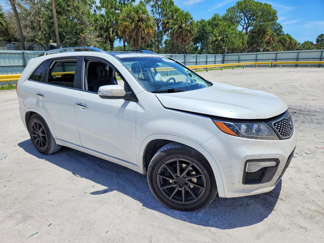 2011 KIA SORENTO