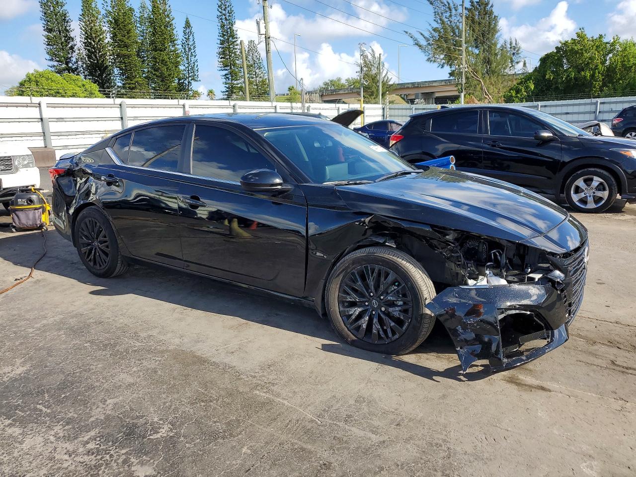 2025 NISSAN ALTIMA