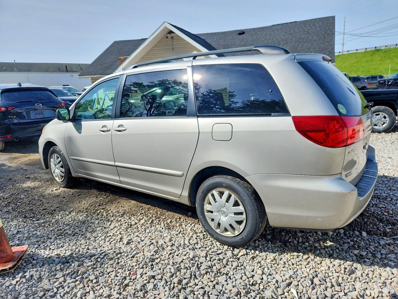 2007 TOYOTA SIENNA