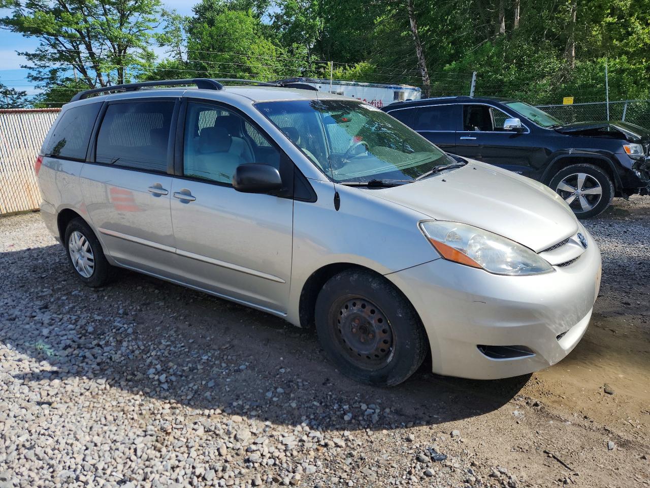2007 TOYOTA SIENNA