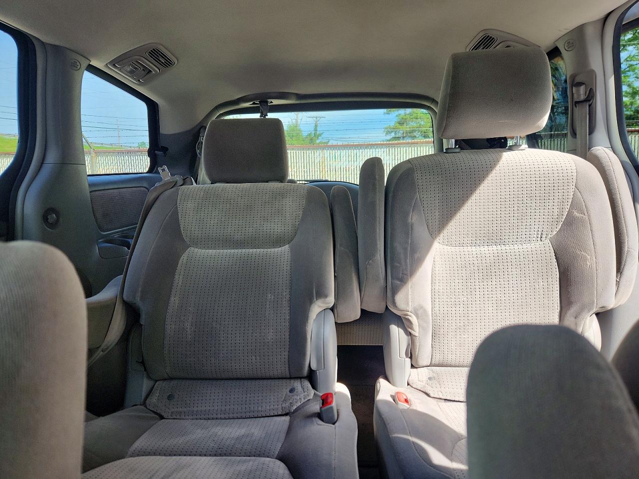 2007 TOYOTA SIENNA