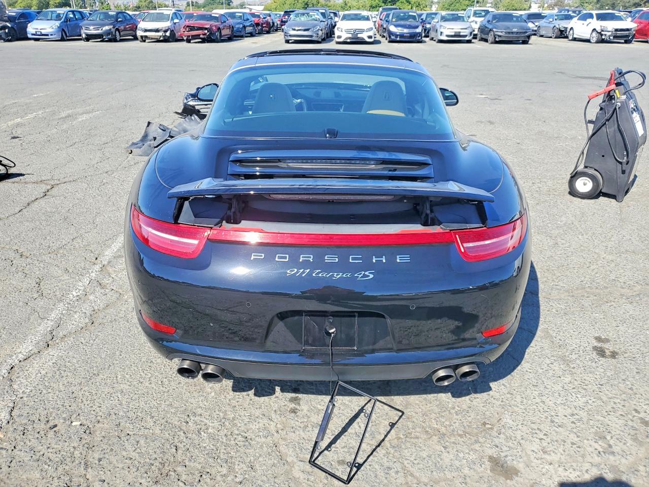 2016 PORSCHE 911