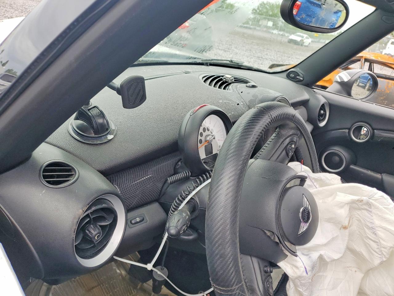 2014 MINI COOPER