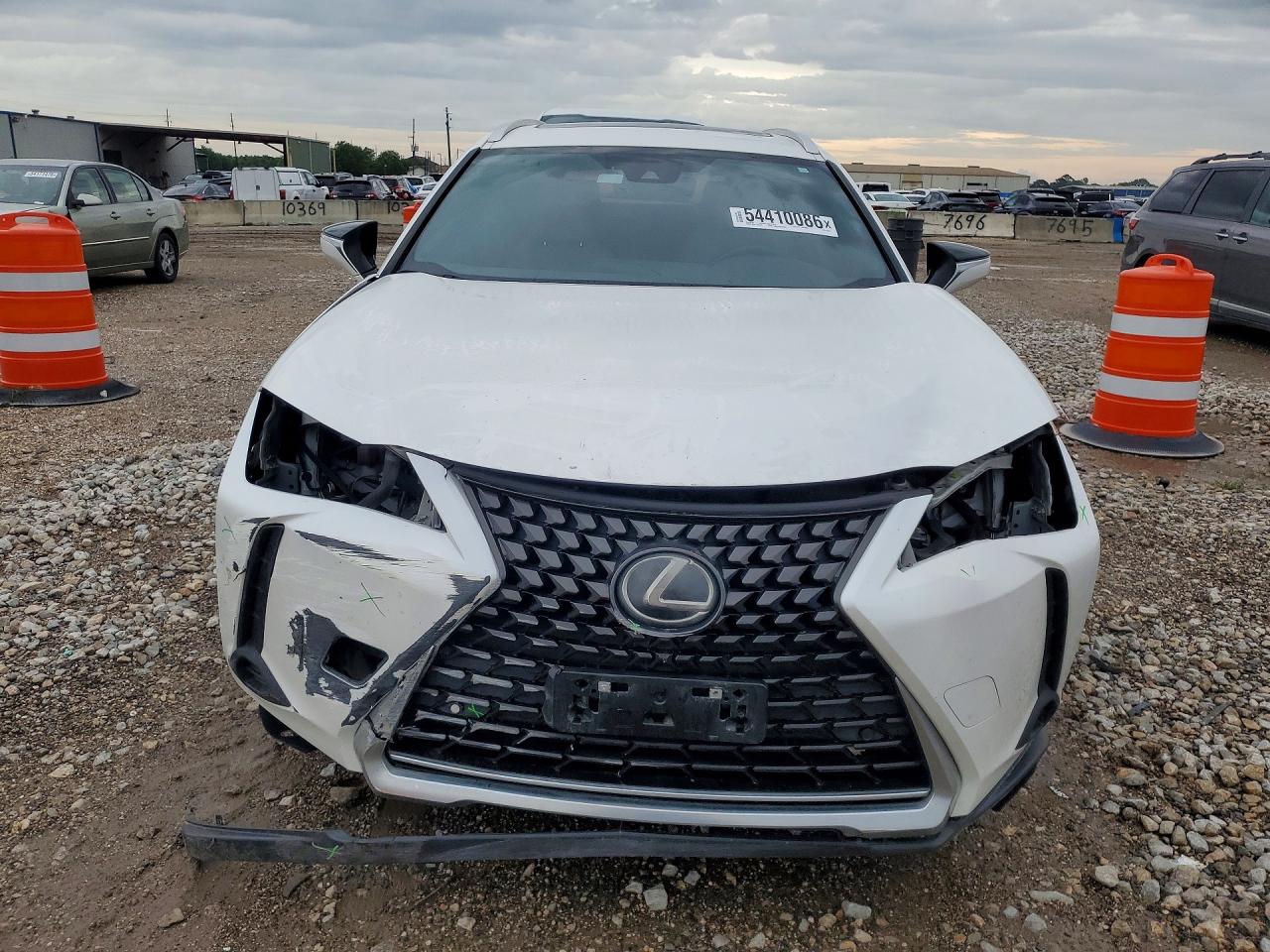 2022 LEXUS UX 200 BAS