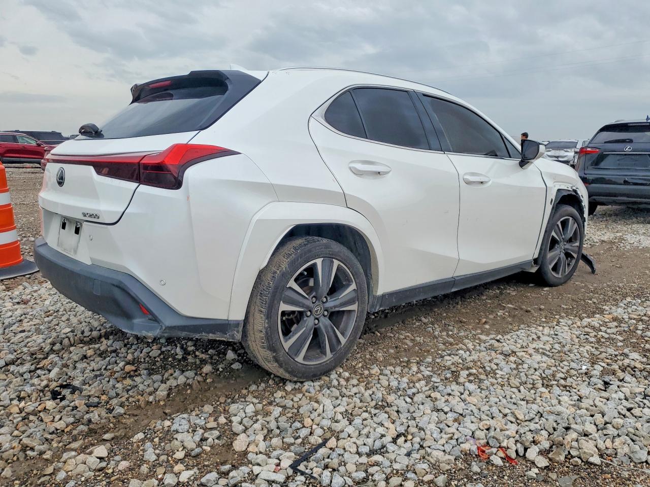 2022 LEXUS UX 200 BAS