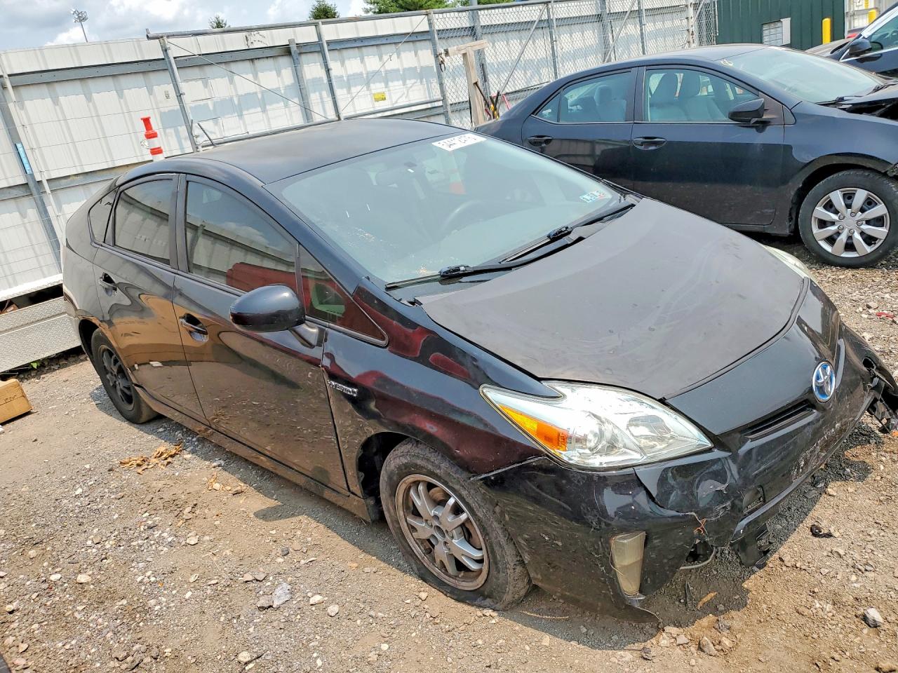 2014 TOYOTA PRIUS