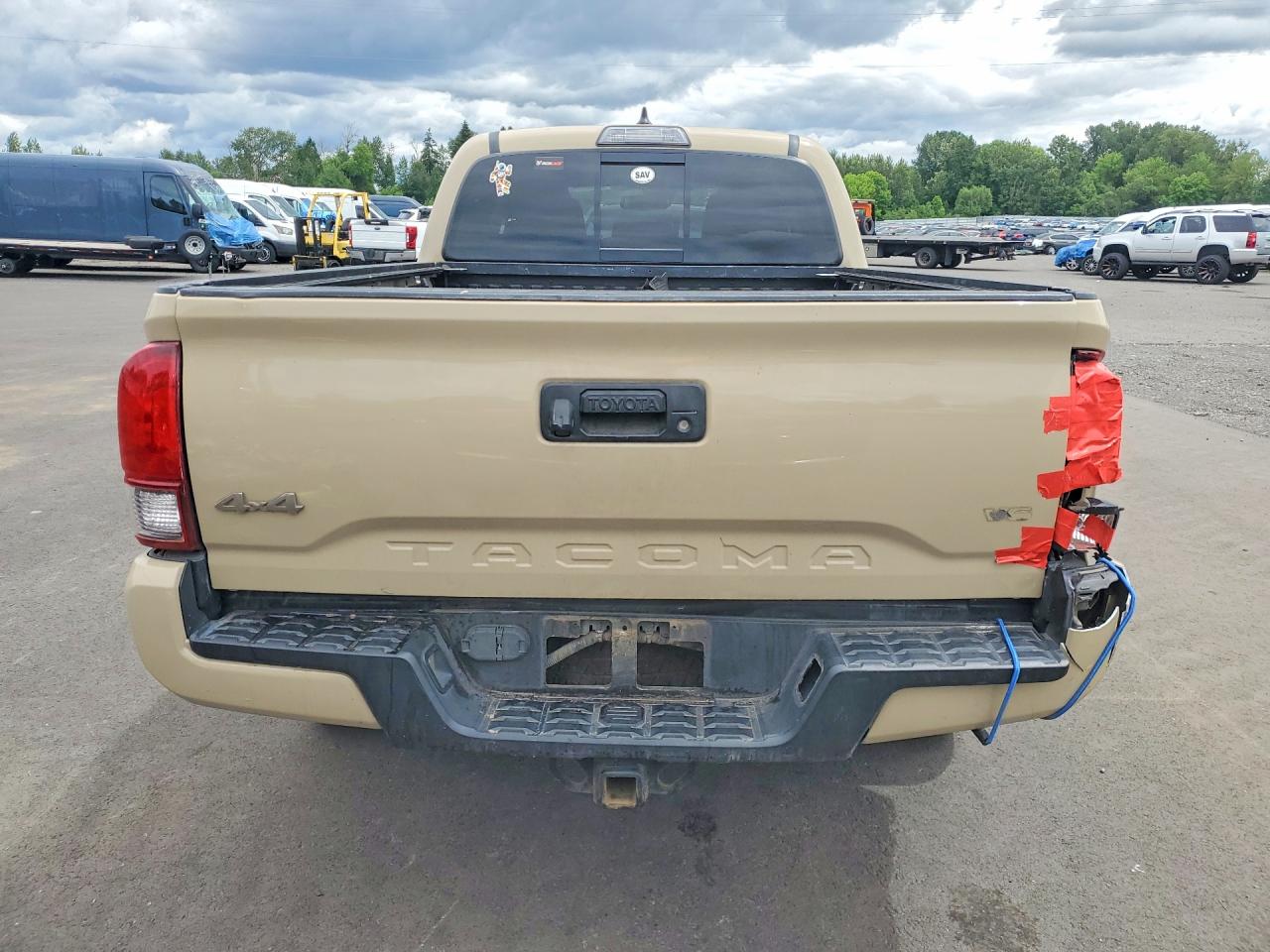 2018 TOYOTA TACOMA