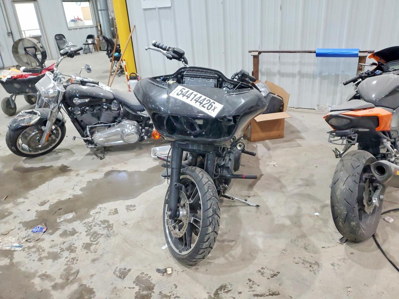 2020 HARLEY DAVIDSON FL