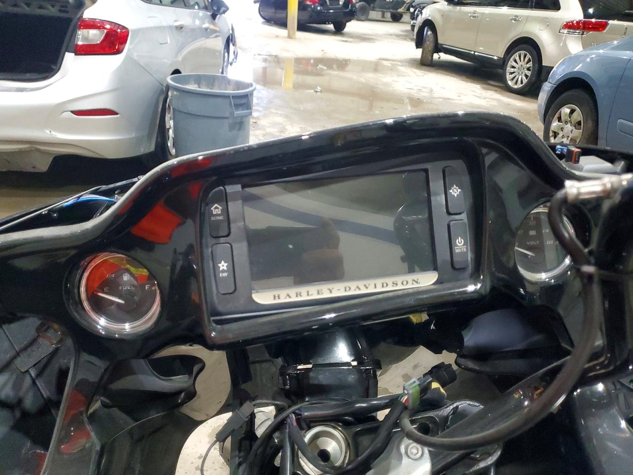 2020 HARLEY DAVIDSON FL