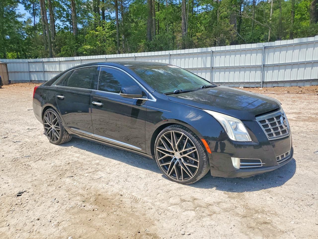 2013 CADILLAC XTS