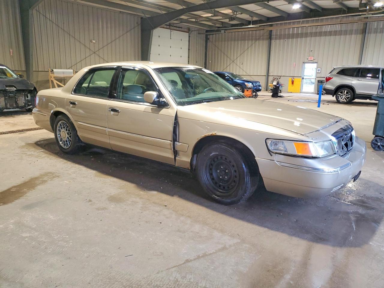 2000 MERCURY GRMARQUIS