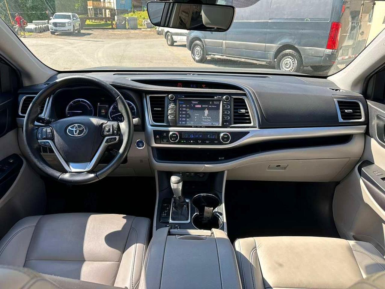2019 TOYOTA HIGHLANDER