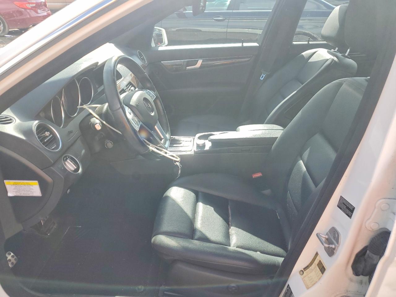 2013 MERCEDES-BENZ C-CLASS