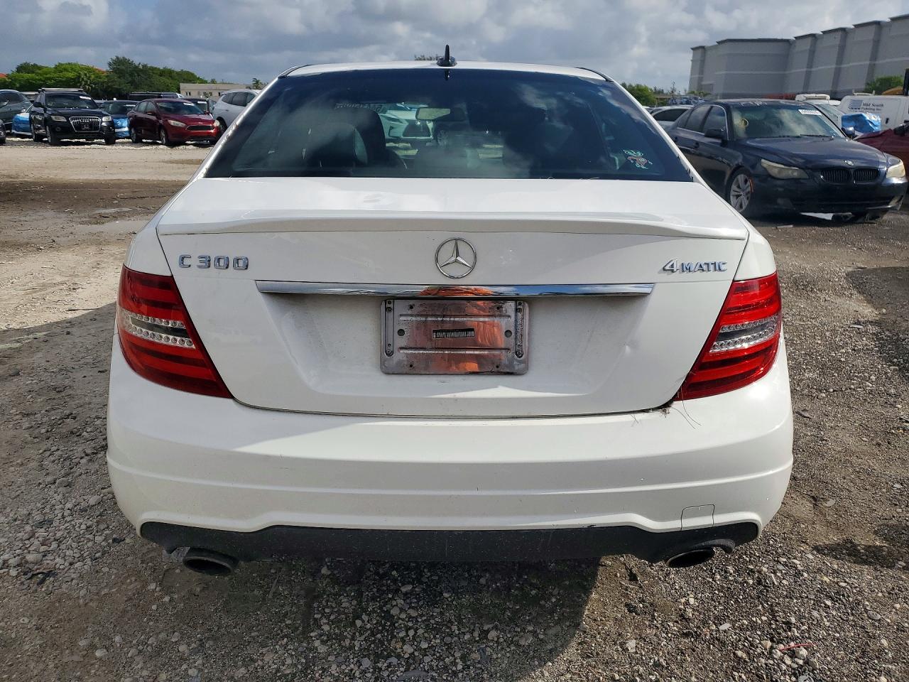 2013 MERCEDES-BENZ C-CLASS
