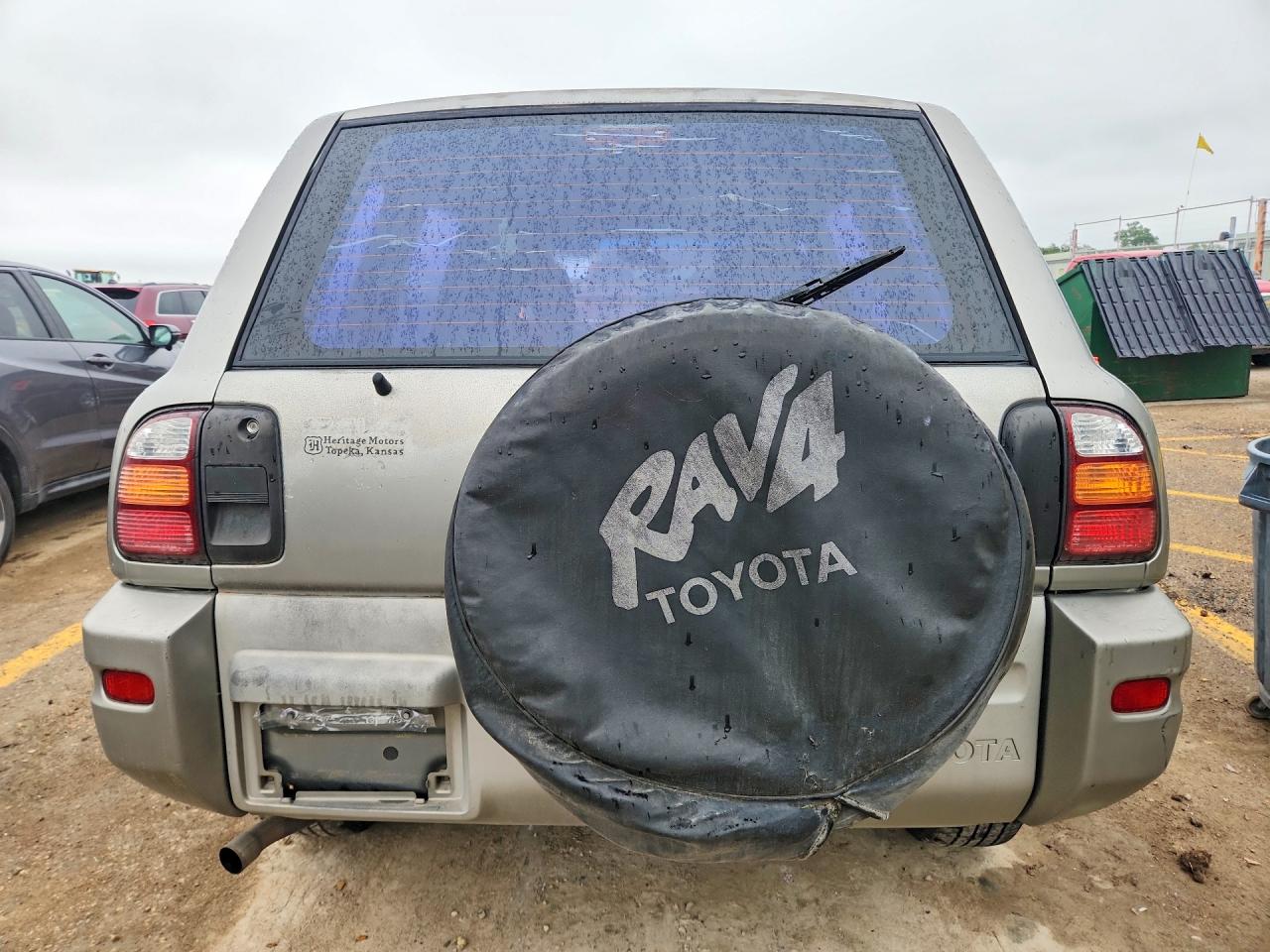 2000 TOYOTA RAV4