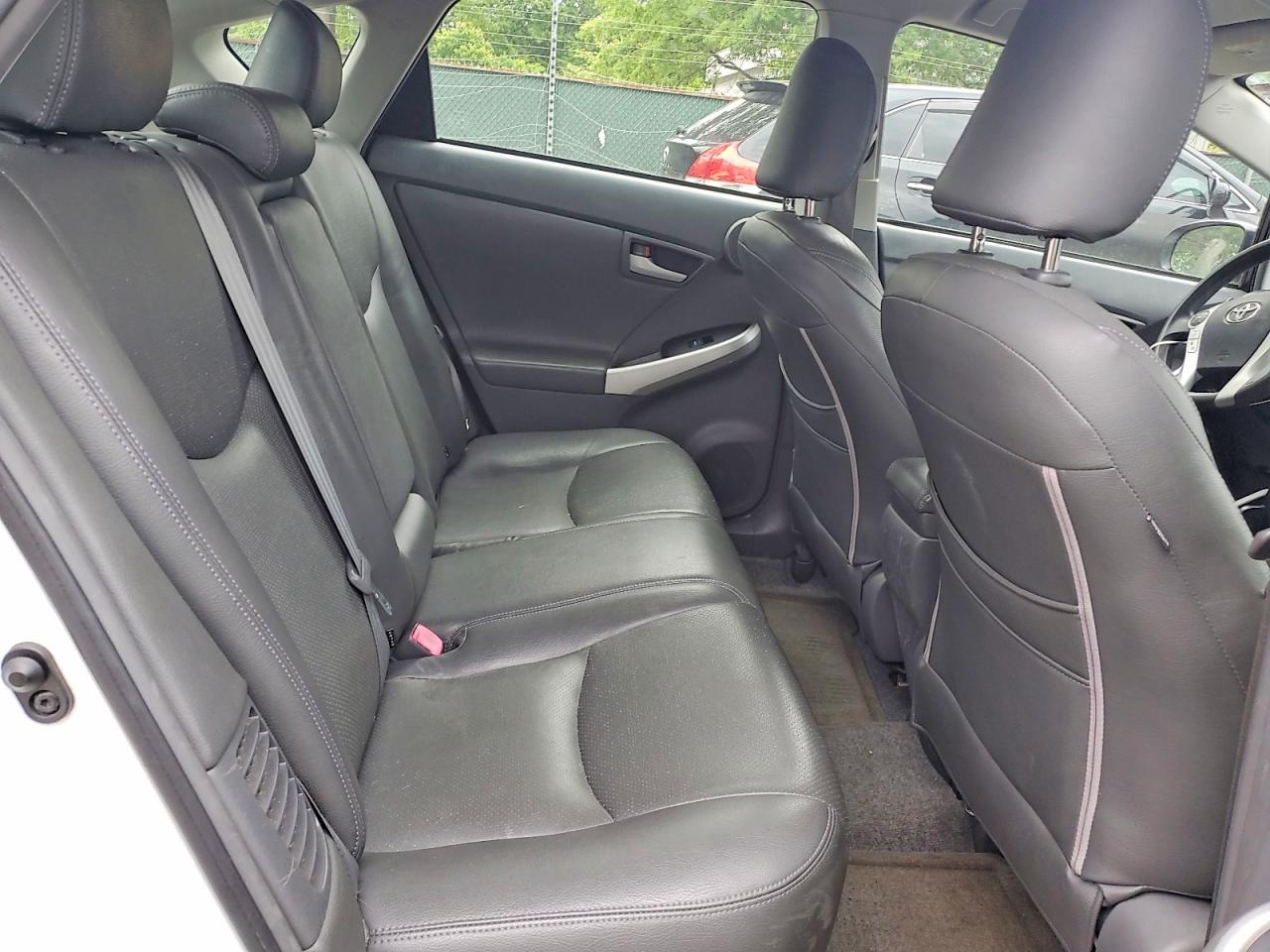 2010 TOYOTA PRIUS