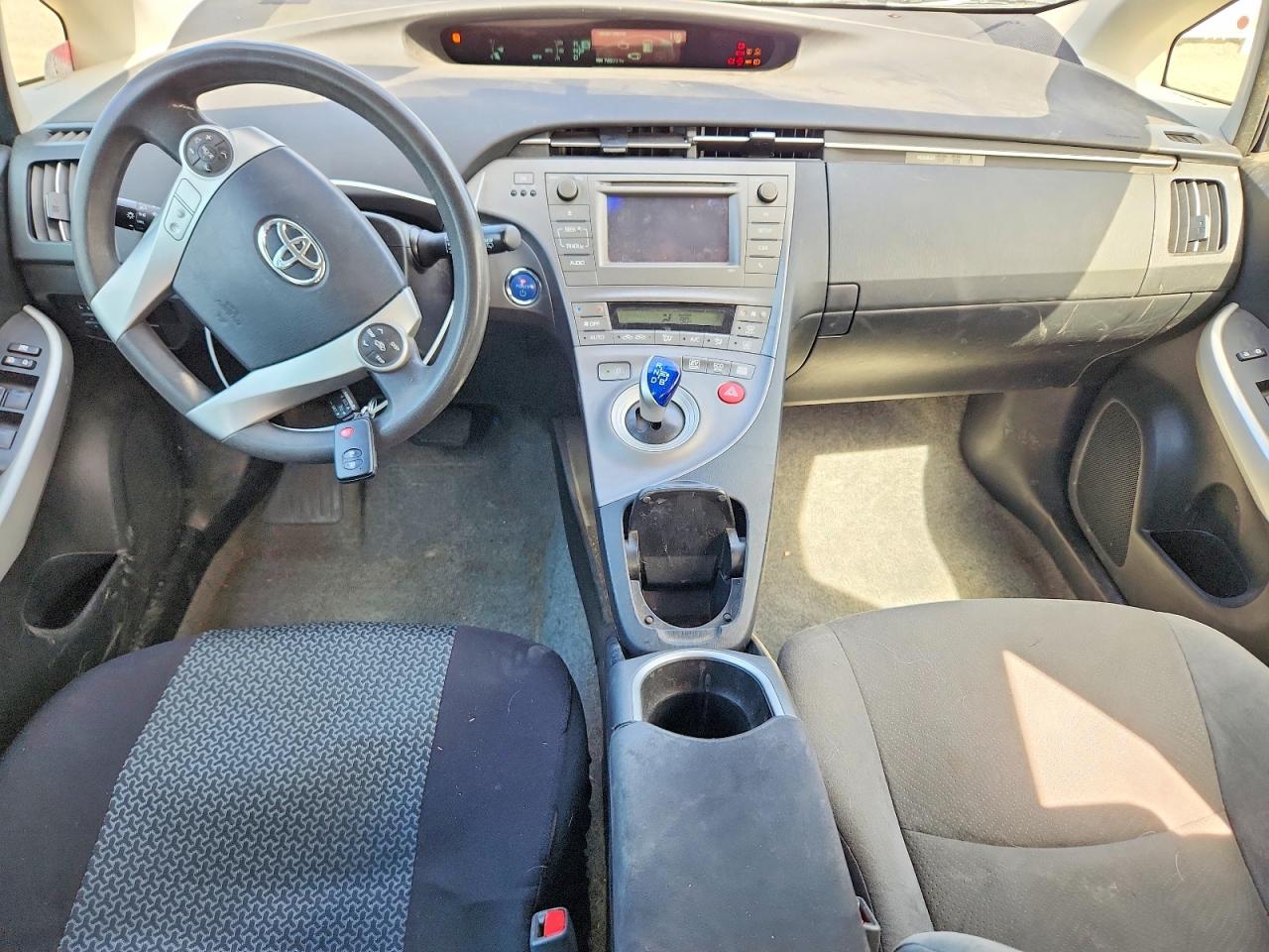 2014 TOYOTA PRIUS