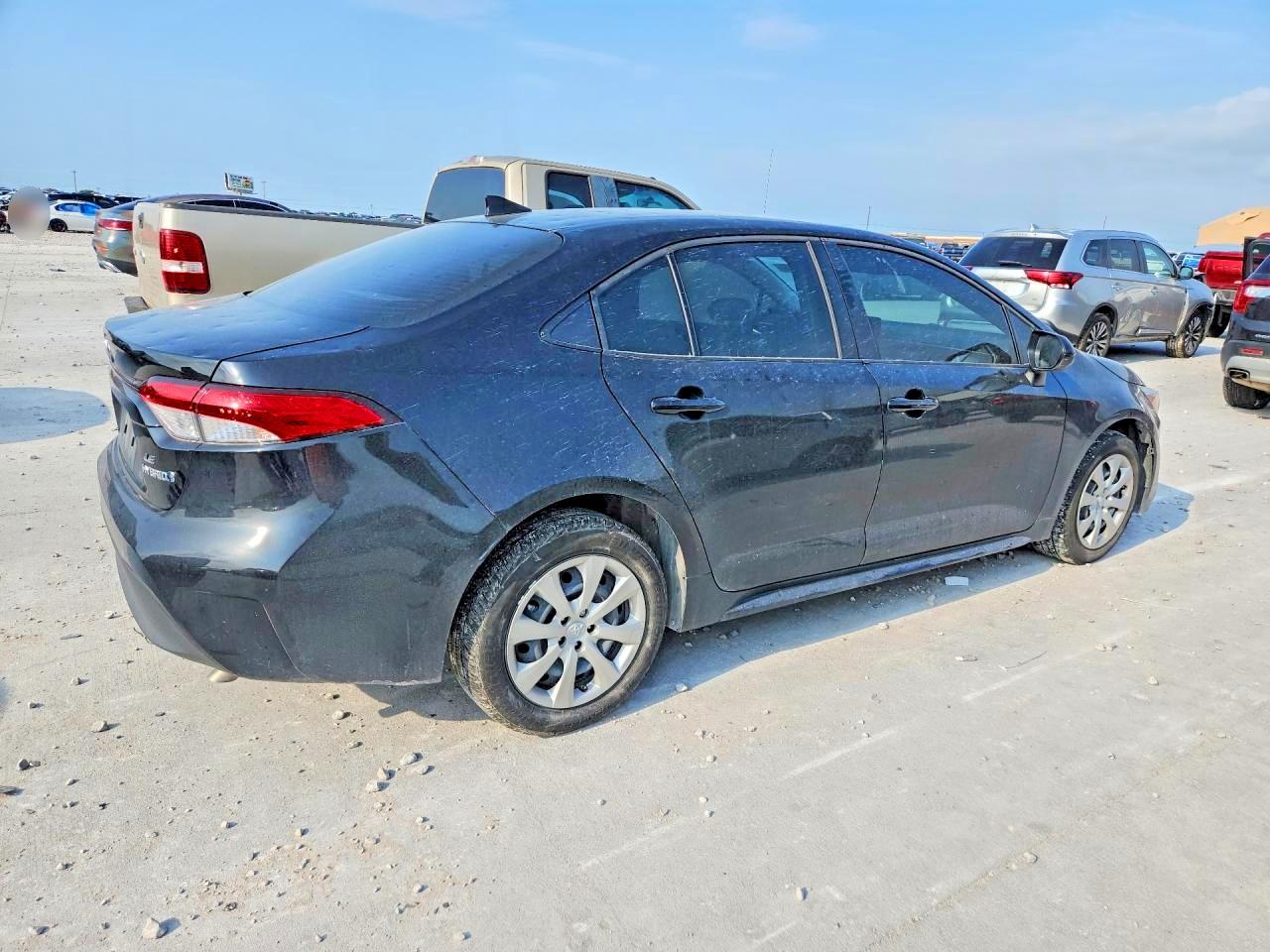 2024 TOYOTA COROLLA