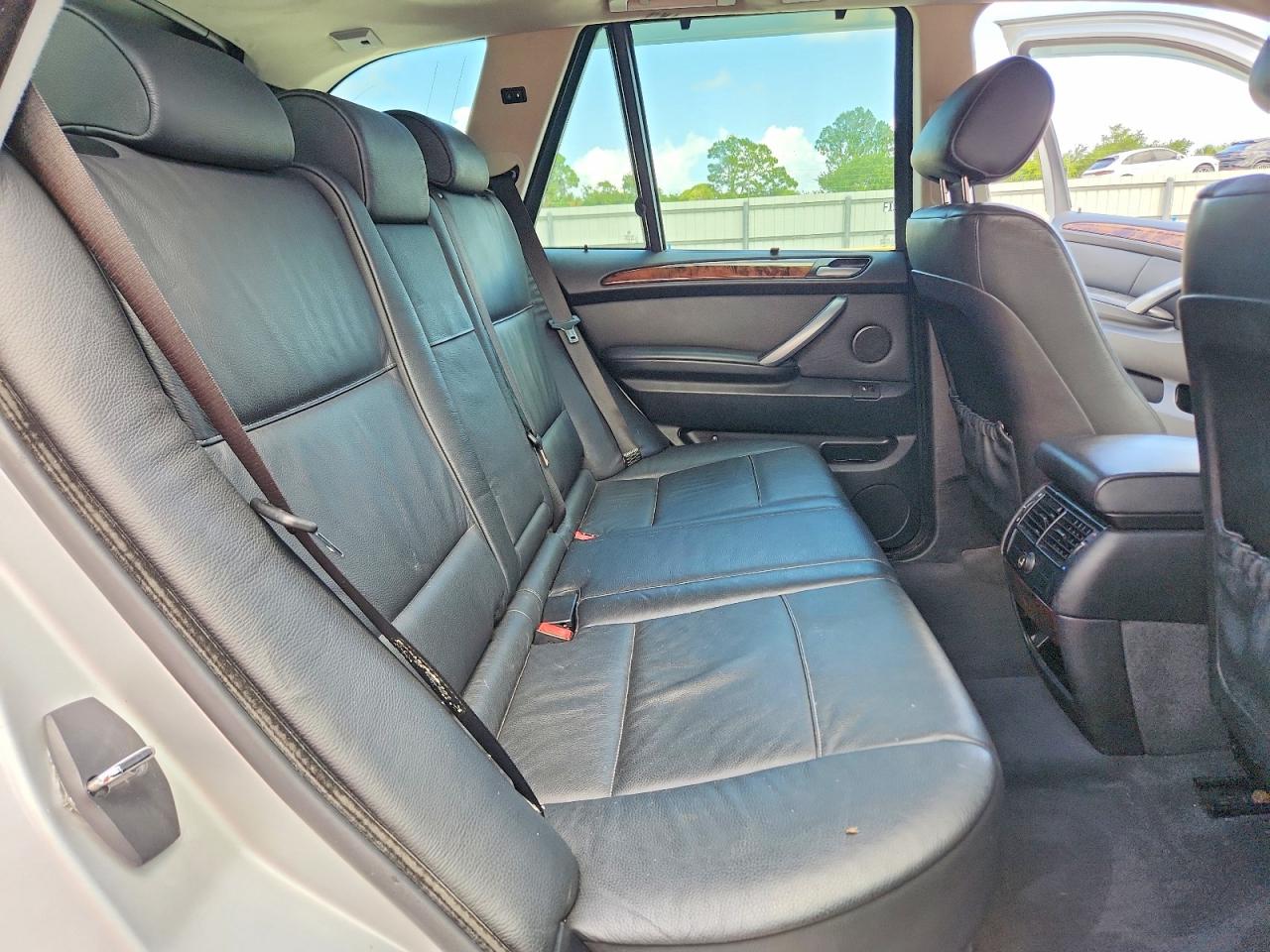 2004 BMW X5