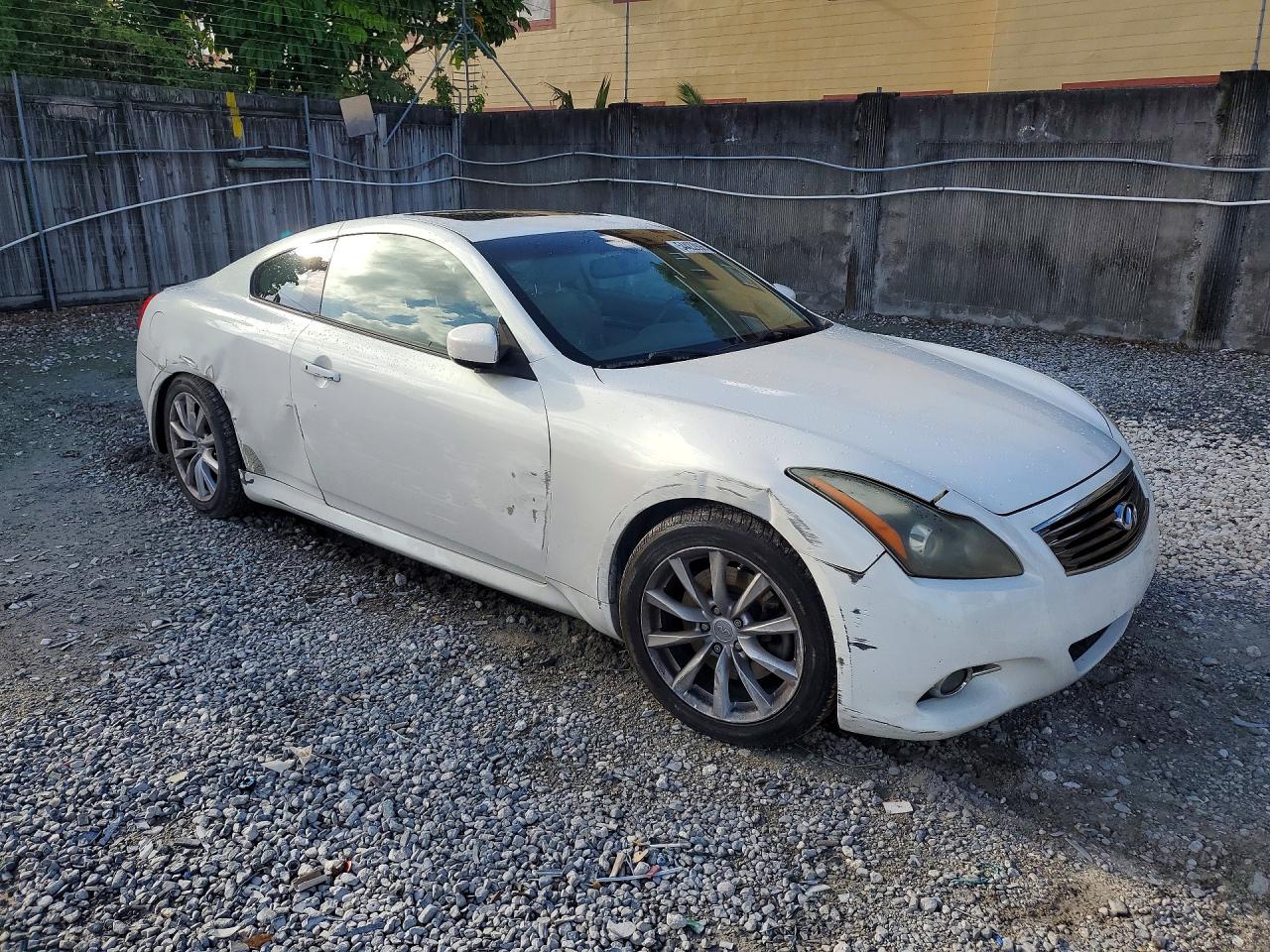 2012 INFINITI G37