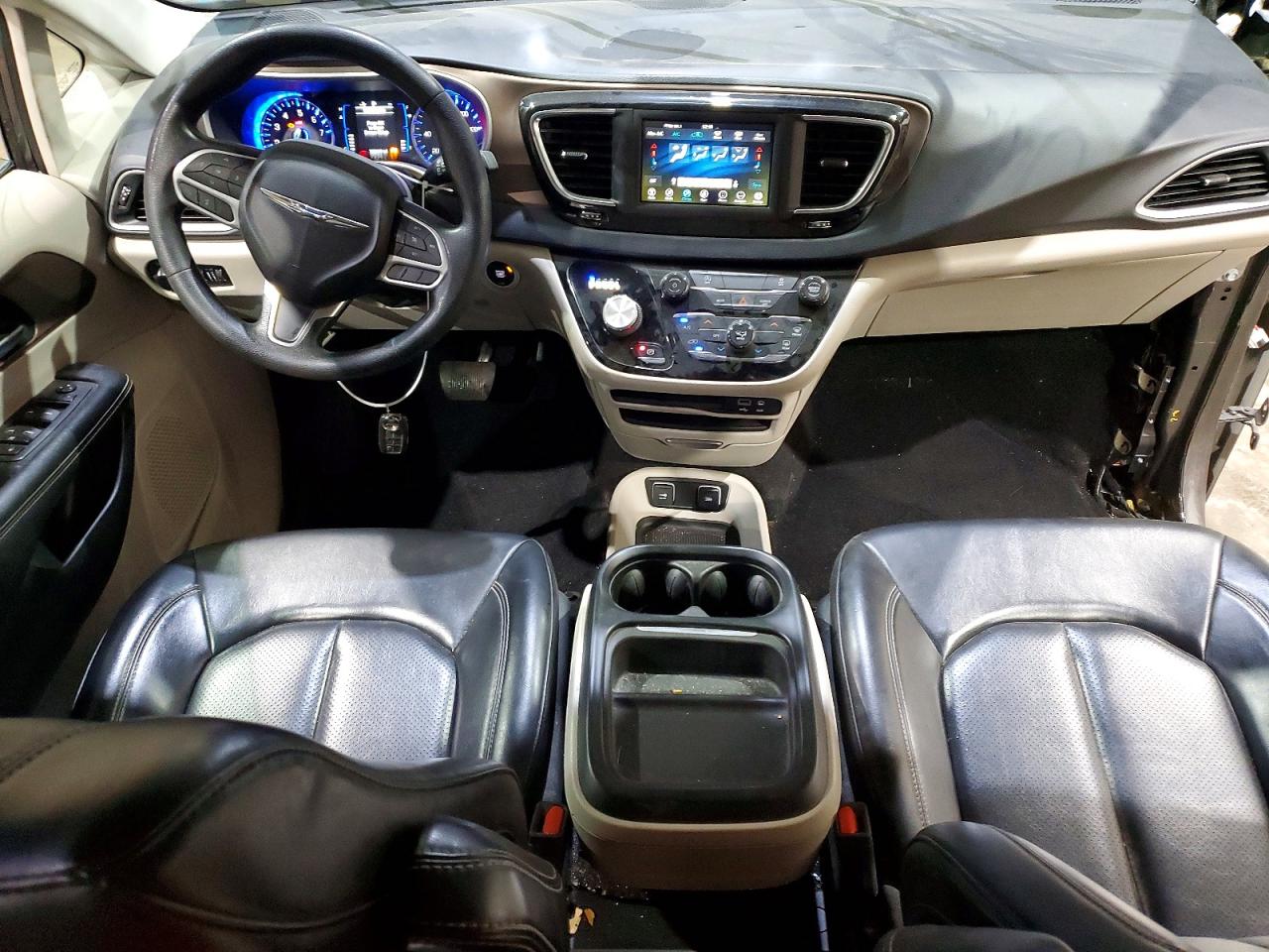 2020 CHRYSLER MINIVAN