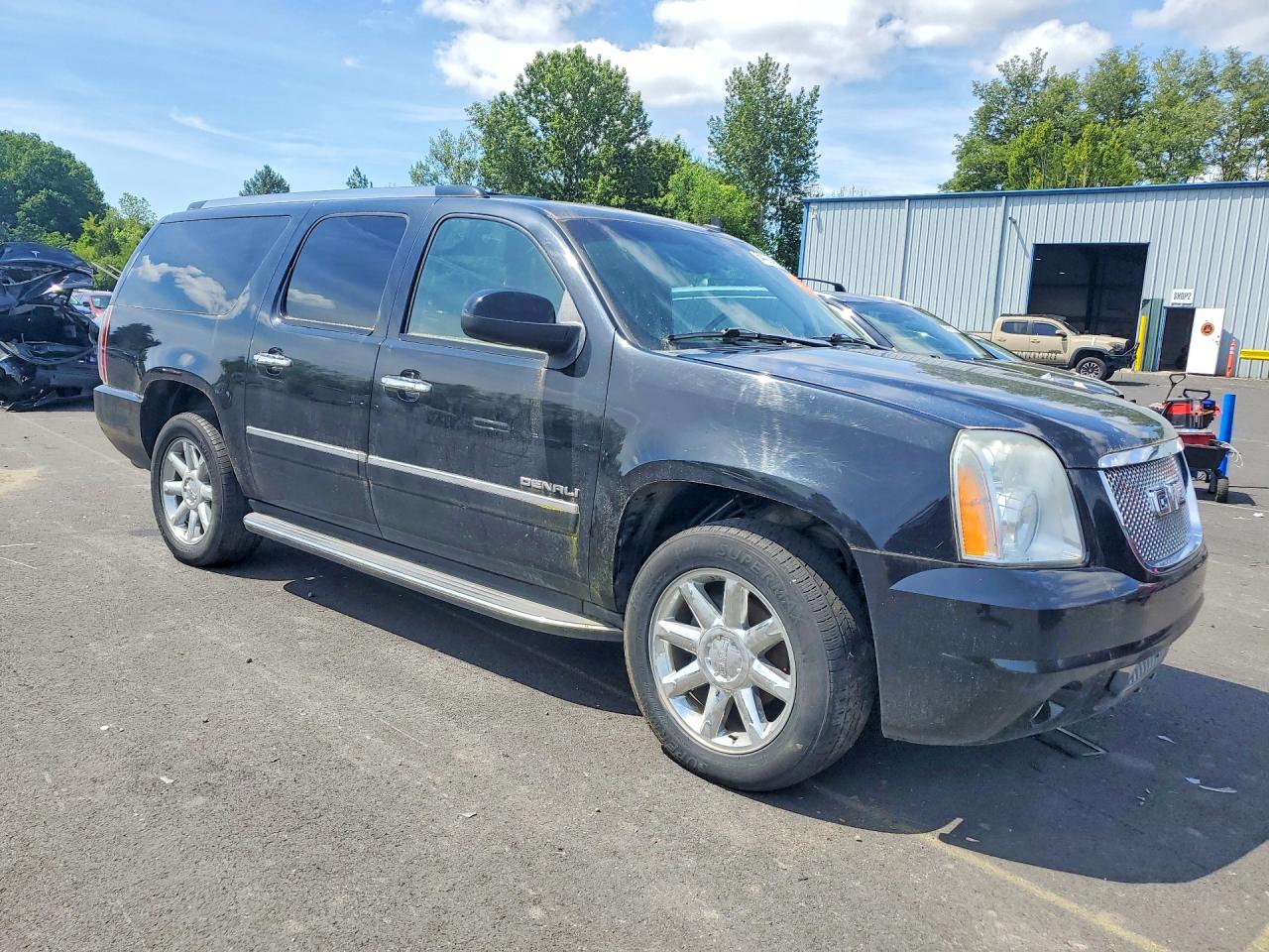 2011 GMC YUKON