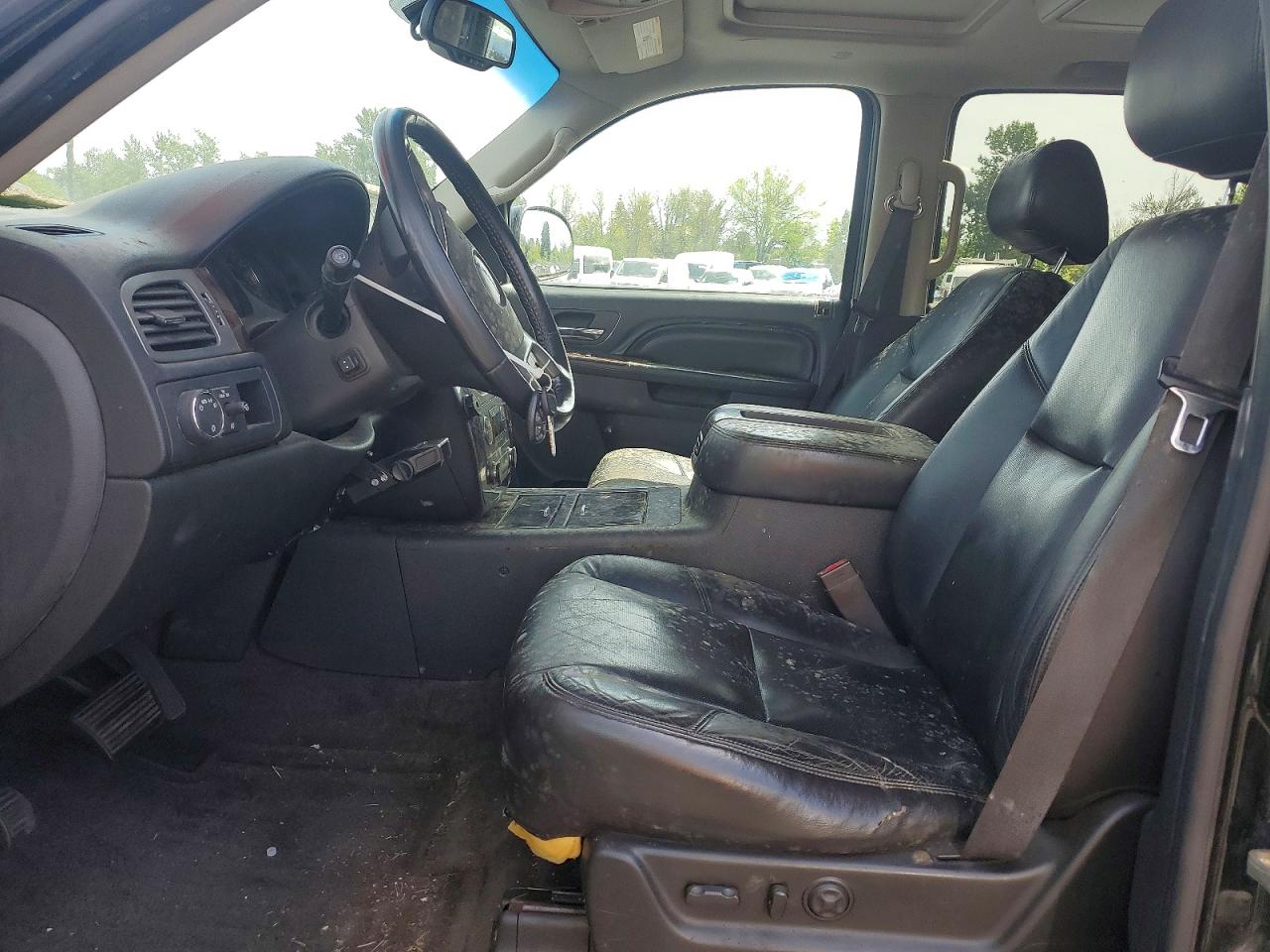 2011 GMC YUKON