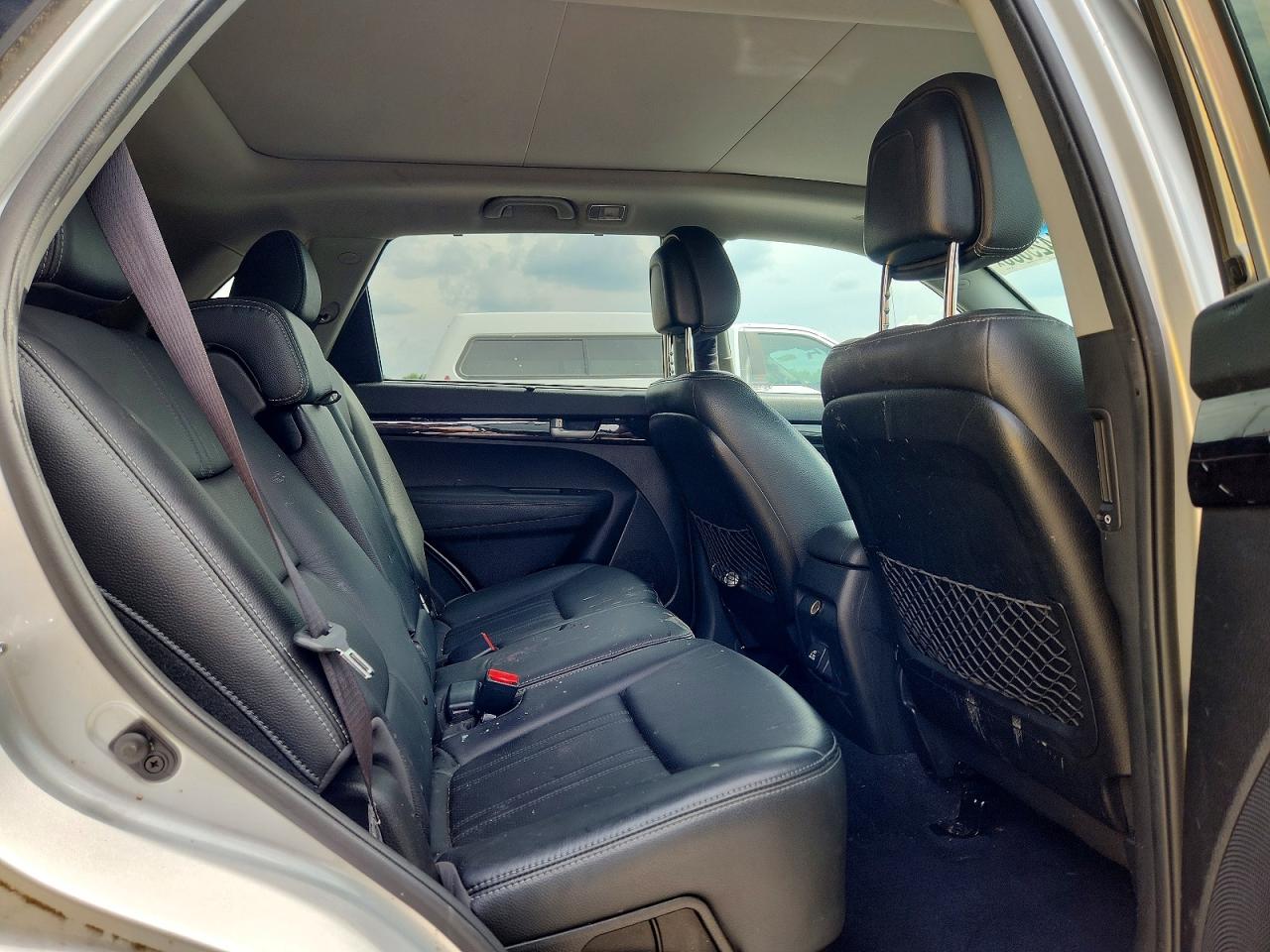 2014 KIA SORENTO