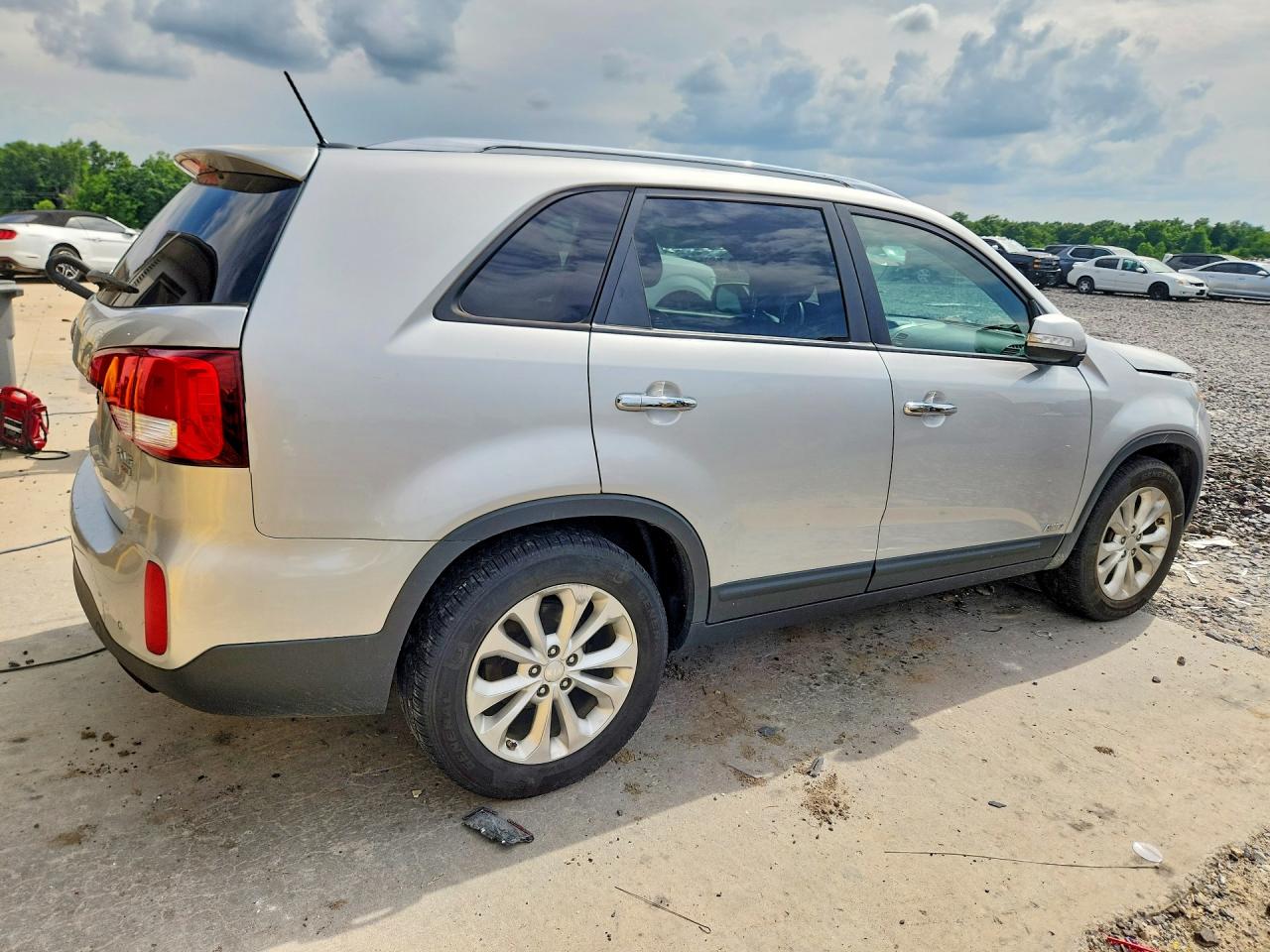 2014 KIA SORENTO