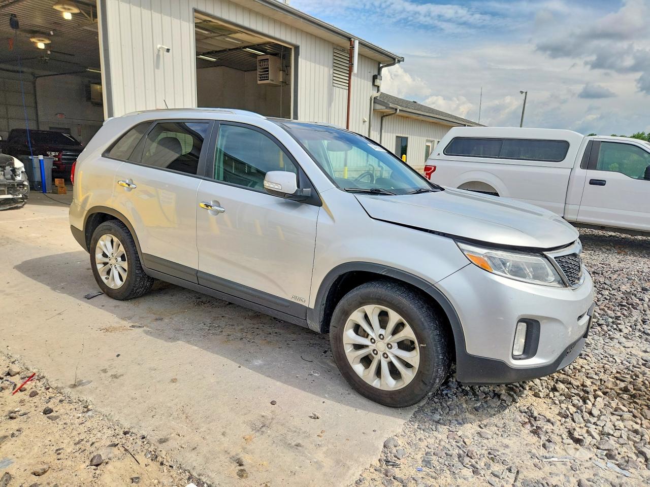 2014 KIA SORENTO