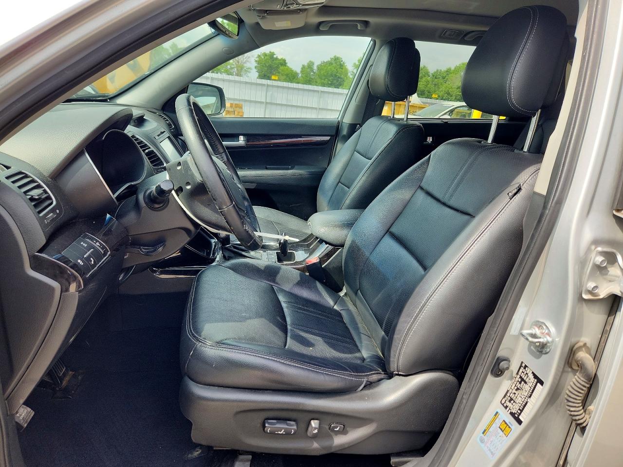 2014 KIA SORENTO