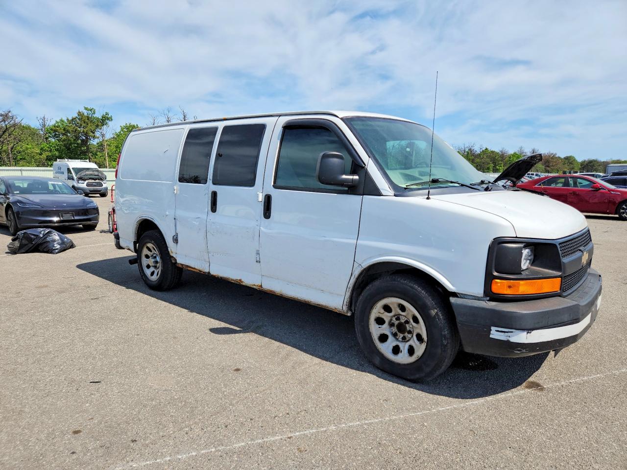 2013 CHEVROLET EXPRESS
