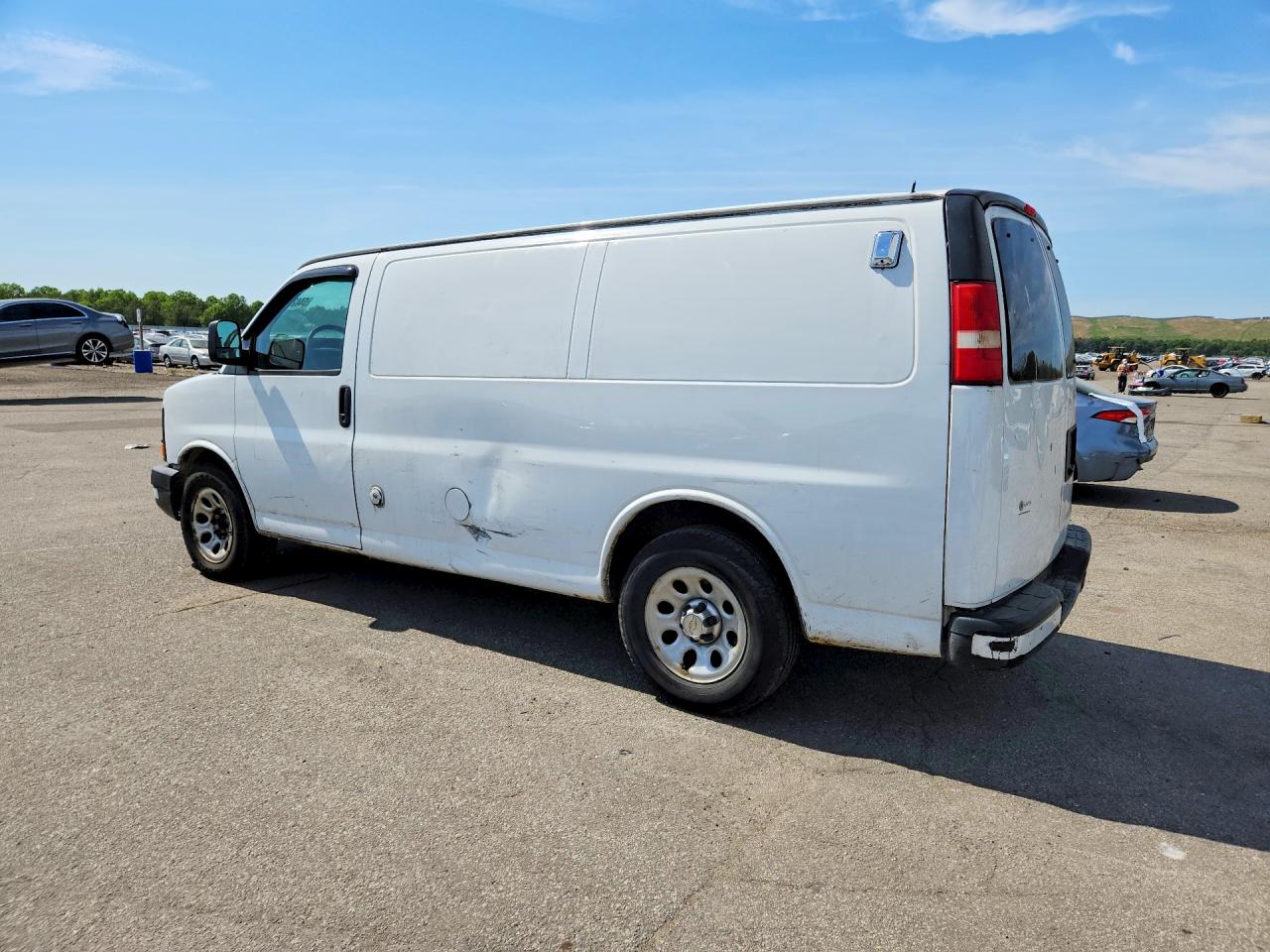2013 CHEVROLET EXPRESS