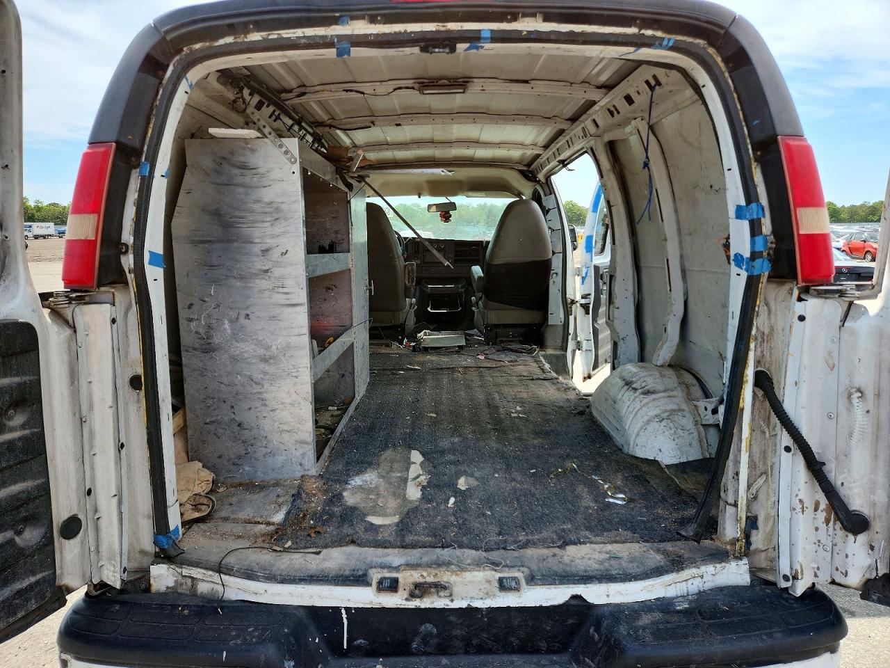2013 CHEVROLET EXPRESS