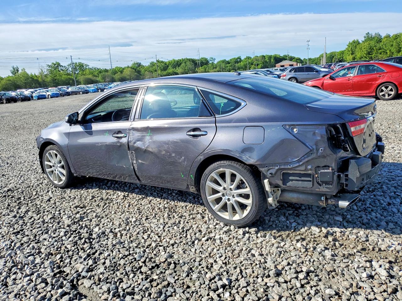 2013 TOYOTA AVALON