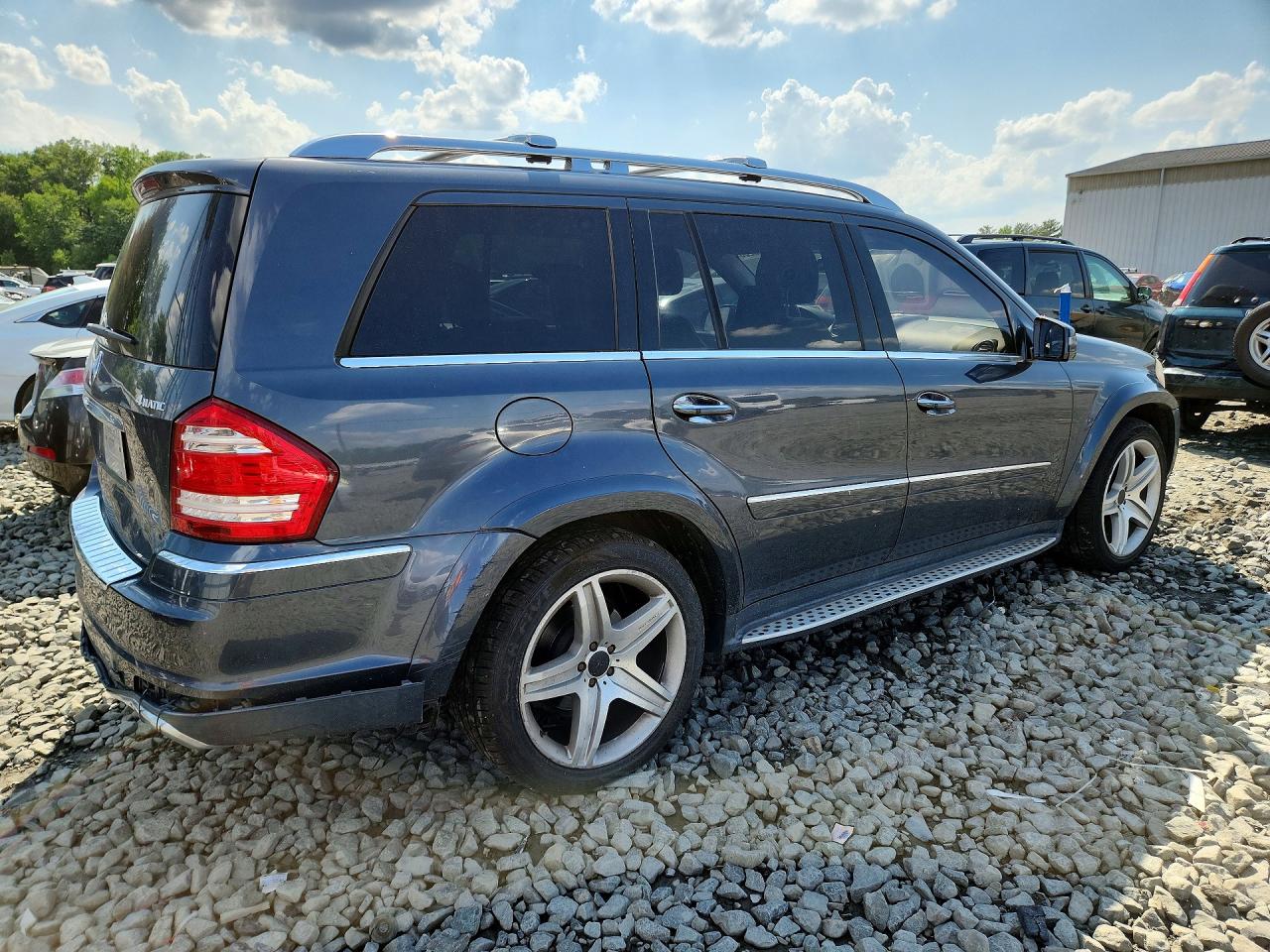 2011 MERCEDES-BENZ GL-CLASS