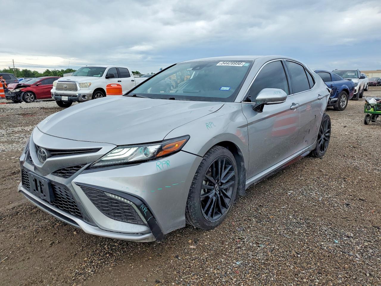 2022 TOYOTA CAMRY